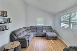 2 McFarlin Rd, Carver, MA 02330 - Photo 13