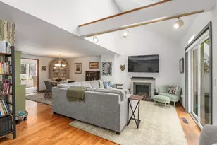 38 Woodland Park Dr, Haverhill, MA 01830 - Photo 9
