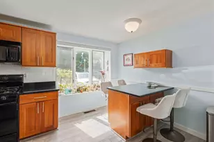38 Woodland Park Dr, Haverhill, MA 01830 - Photo 17