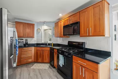 38 Woodland Park Dr #38, Haverhill, MA 01830 - Photo 15