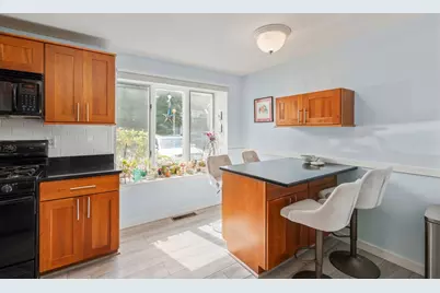 38 Woodland Park Dr #38, Haverhill, MA 01830 - Photo 17