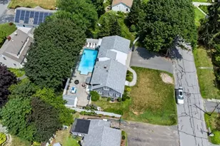 36 Myrtle Ave, Newburyport, MA 01950 - Photo 3