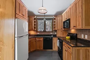 36 Myrtle Ave, Newburyport, MA 01950 - Photo 19