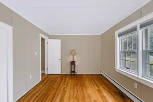 36 Myrtle Ave, Newburyport, MA 01950 - Photo 13