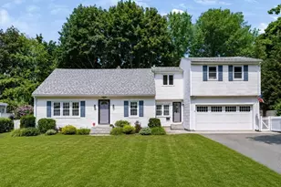 36 Myrtle Ave, Newburyport, MA 01950 - Photo 1