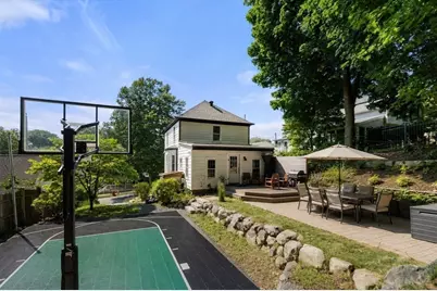 61 Wilmot St, Watertown, MA 02472 - Photo 15