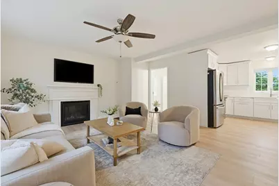 18 Bullard Ave, Worcester, MA 01605 - Photo 5