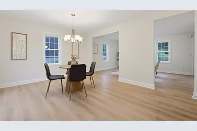 18 Bullard Ave, Worcester, MA 01605 - Photo 13