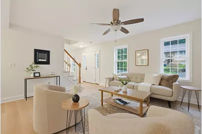 18 Bullard Ave, Worcester, MA 01605 - Photo 7