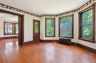 7 Baker St, Worcester, MA 01603 - Photo 9