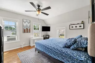 90 Forest St, Melrose, MA 02176 - Photo 31