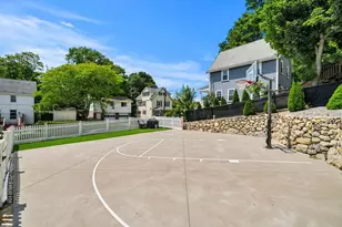 90 Forest St, Melrose, MA 02176 - Photo 7