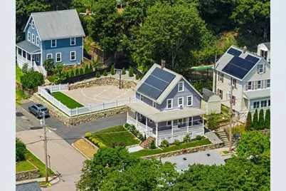 90 Forest St, Melrose, MA 02176 - Photo 3