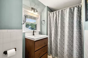90 Forest St, Melrose, MA 02176 - Photo 27