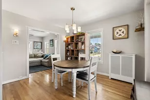 90 Forest St, Melrose, MA 02176 - Photo 17