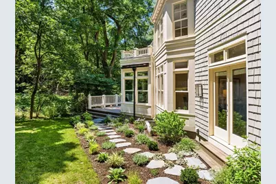 49 Buswell Park, Newton, MA 02458 - Photo 3