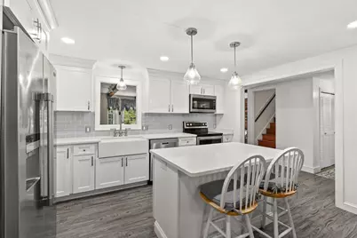 526 Walnut St, Bridgewater, MA 02324 - Photo 7