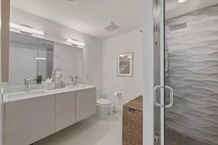 20 W Fifth St, Boston, MA 02127 - Photo 11
