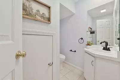 110 Coolidge Hill Rd #2, Watertown, MA 02472 - Photo 9