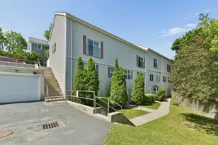 110 Coolidge Hill Rd, Watertown, MA 02472 - Photo 17