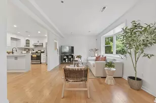 110 Coolidge Hill Rd, Watertown, MA 02472 - Photo 5