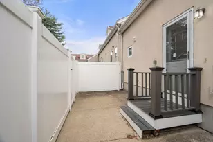 110 Coolidge Hill Rd, Watertown, MA 02472 - Photo 19
