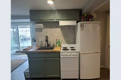 34 Brookline Ave #1, Hull, MA 02045 - Photo 3