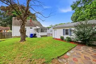 57 Arthur St, Springfield, MA 01104 - Photo 3
