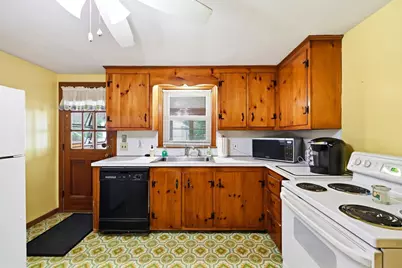 57 Arthur Street, Springfield, MA 01104 - Photo 11