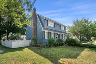 26 Hawthorn Ave, Needham, MA 02492 - Photo 17