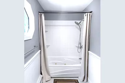 93 Pine St, Leicester, MA 01524 - Photo 13