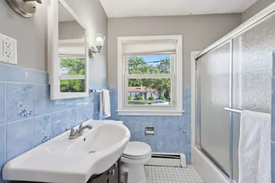 17 Keddy Street, Springfield, MA 01109 - Photo 13