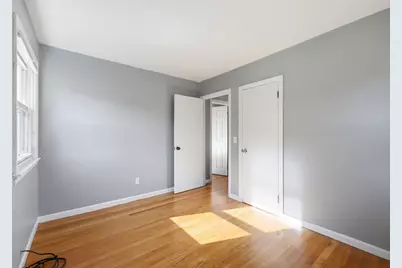 17 Keddy Street, Springfield, MA 01109 - Photo 11