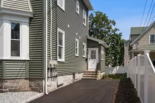 134 Brown St, Waltham, MA 02453 - Photo 3