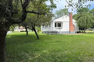 29 Forest St, Franklin, MA 02038 - Photo 15
