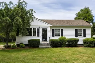29 Forest St, Franklin, MA 02038 - Photo 1