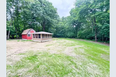 181 Dresser Hill Rd, Dudley, MA 01571 - Photo 17