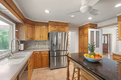 4 Berrywood Ln, Beverly, MA 01915 - Photo 11