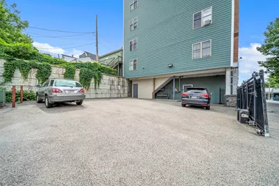 257 Pleasant St #7, Worcester, MA 01609 - Photo 29
