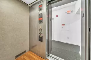 257 Pleasant St, Worcester, MA 01609 - Photo 21