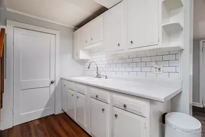 48R Manchester St, Leominster, MA 01453 - Photo 13
