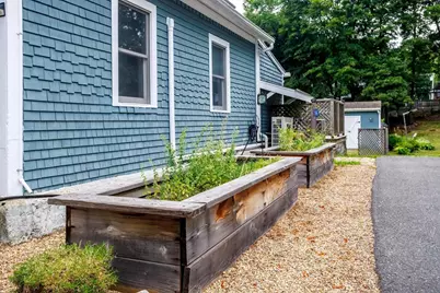 48R Manchester St, Leominster, MA 01453 - Photo 3