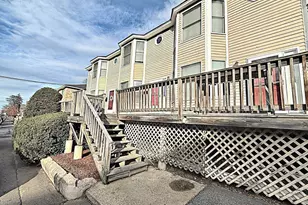 88 Belmont St, Lowell, MA 01852 - Photo 9