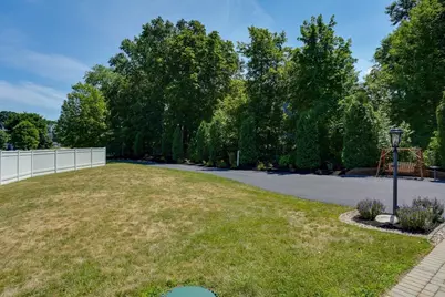10 Sterling Ct, Northborough, MA 01532 - Photo 37