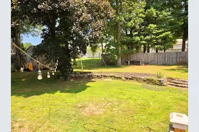 9 Maid Marion St, Oxford, MA 01540 - Photo 31