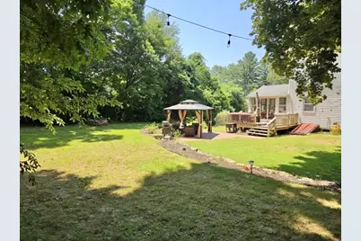 9 Maid Marion St, Oxford, MA 01540 - Photo 33