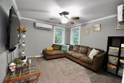 9 Maid Marion St, Oxford, MA 01540 - Photo 3