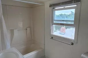 164 Auburn, Cambridge, MA 02139 - Photo 3