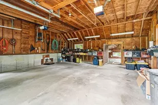 200 Bakerville Rd, Dartmouth, MA 02748 - Photo 23