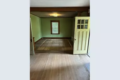 15 Conway St, Beverly, MA 01915 - Photo 9